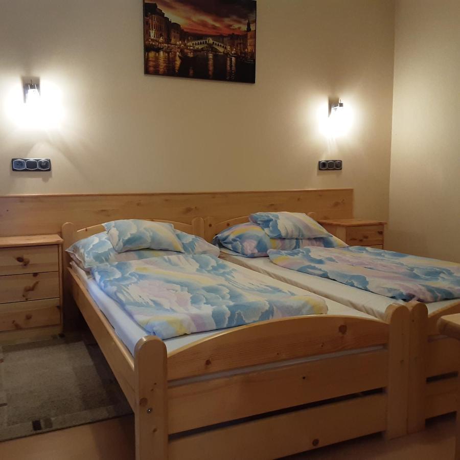 Pannon Panzio Restaurant Hotel Панонхалма Екстериор снимка